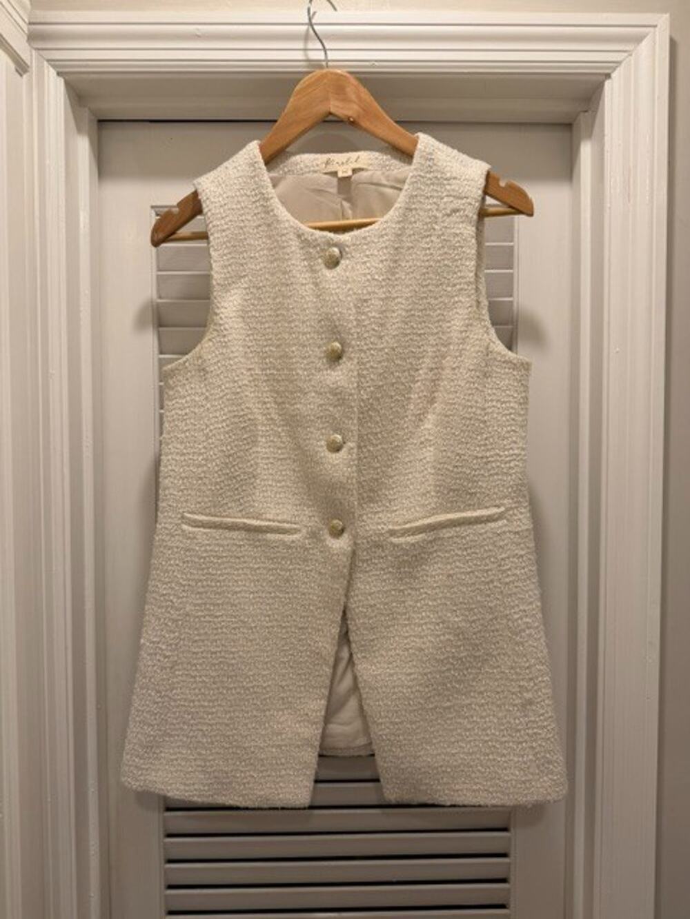 Marled Medium Women Cream Tweed Longline Vest Gold Crest Button Front Textured